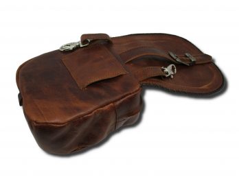 Borsello tracolla marrone fibia